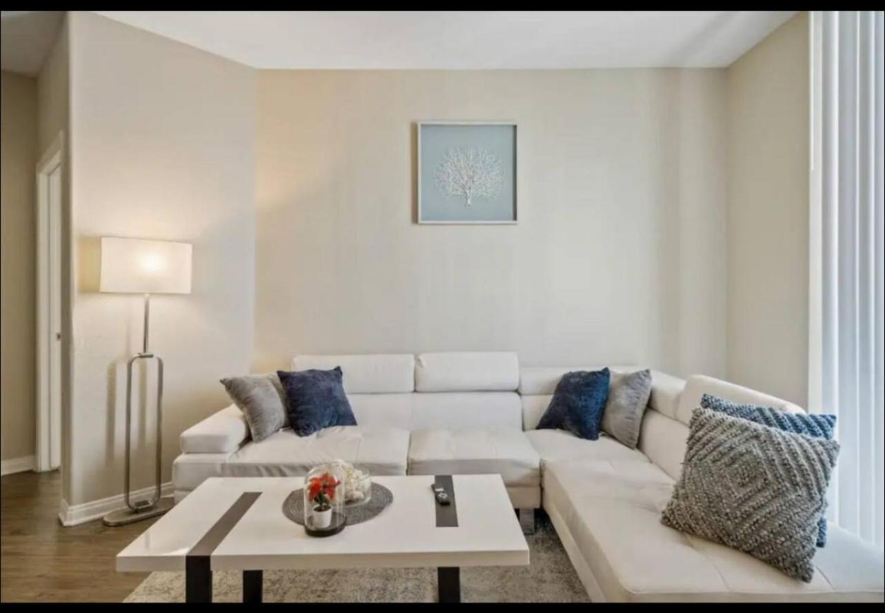 The Reve Marina 2 Bedrooms With Swimming Pool Free Parking Hotel *